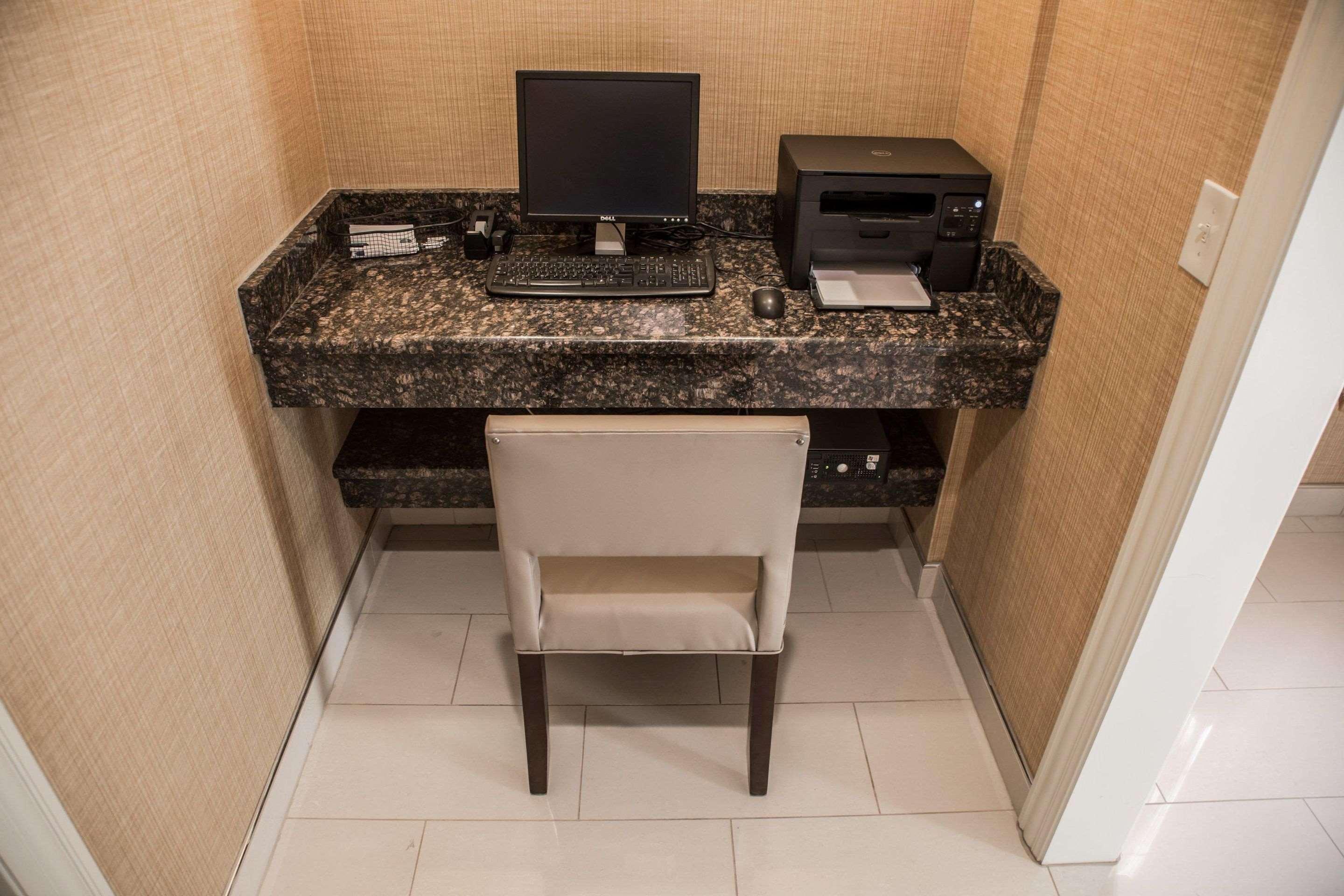 Mainstay Suites Joliet I-55 Экстерьер фото