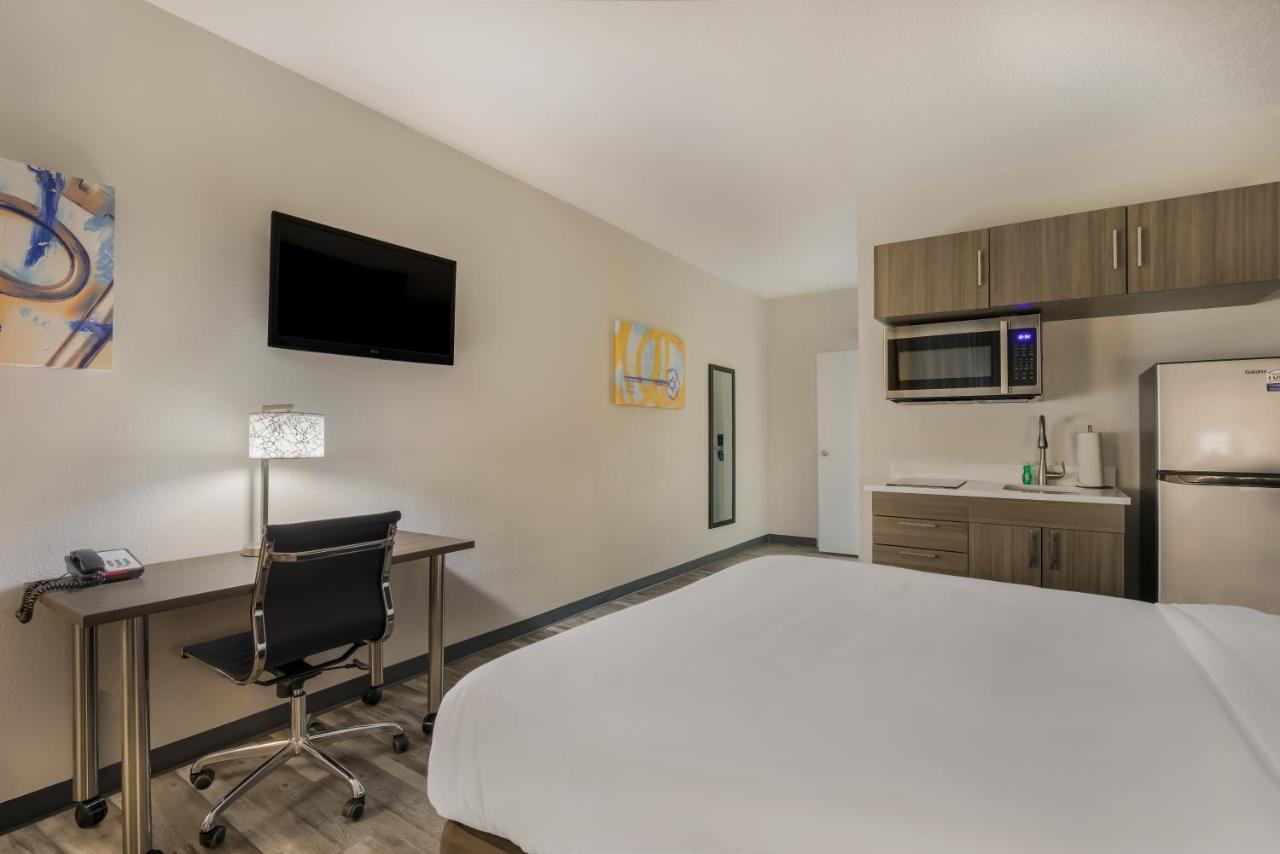 Mainstay Suites Joliet I-55 Экстерьер фото