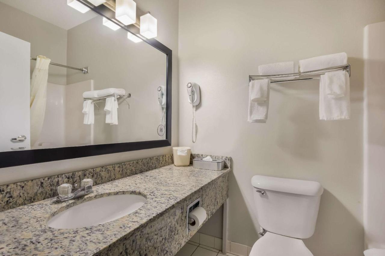 Mainstay Suites Joliet I-55 Экстерьер фото